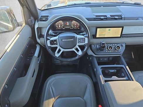 Used 2023 Land Rover Defender 110 S image 16
