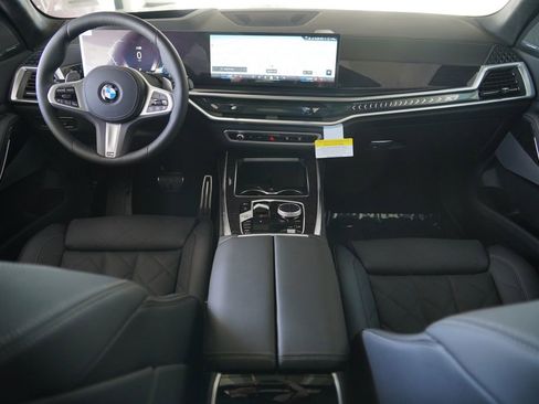New 2027 BMW X7 xDrive40i AWD/4WD image 13