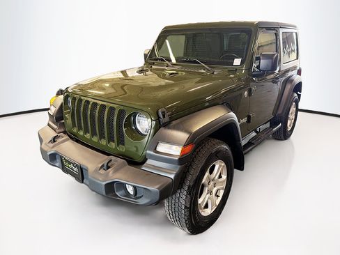 Used 2021 Jeep Wrangler Sport AWD/4WD image 3
