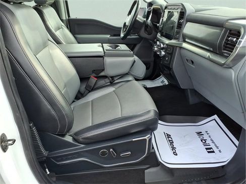 Used 2021 Ford F150 Lariat w/ Trailer Tow Package image 25