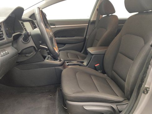 Used 2020 Hyundai Elantra Value Edition w/ Cargo Package (C1) FWD image 17