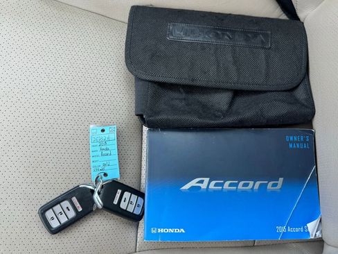 Used 2015 Honda Accord EX-L image 35
