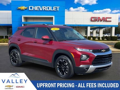 Used 2023 Chevrolet TrailBlazer LT FWD image 1