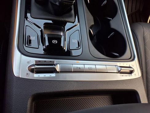 New 2026 Kia Carnival SX w/ SX Dark Edition Package image 21