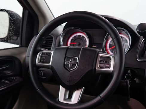 Used 2014 Dodge Grand Caravan SE w/ Quick Order Package 29E SE FWD image 22