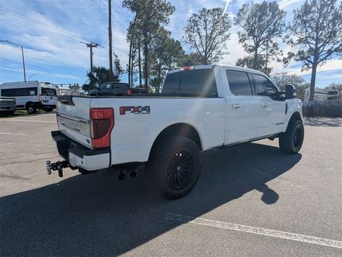Used 2022 Ford F350 Limited image 4