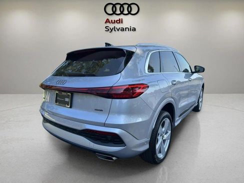 Certified 2025 Audi Q5 Premium Plus w/ Premium Plus image 7