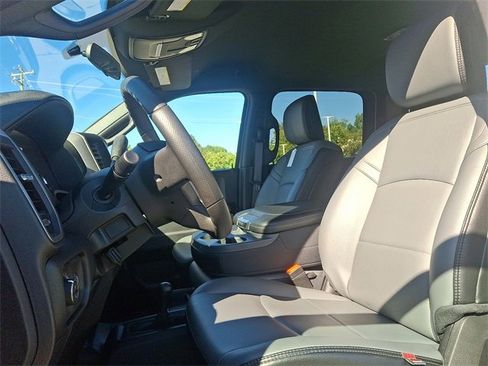 Used 2023 RAM 3500 Tradesman w/ Chrome Appearance Group image 13