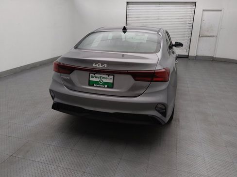 Used 2024 Kia Forte LXS FWD image 7