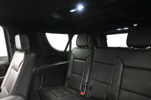 Used 2022 Chevrolet Suburban High Country AWD/4WD image 22
