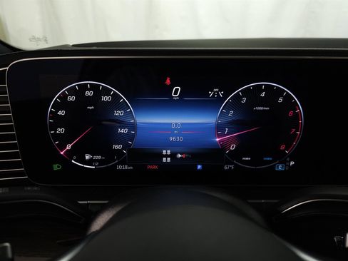 Used 2024 Mercedes-Benz GLS 450 4MATIC image 20