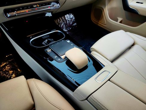 Certified 2022 Mercedes-Benz A 220 image 8