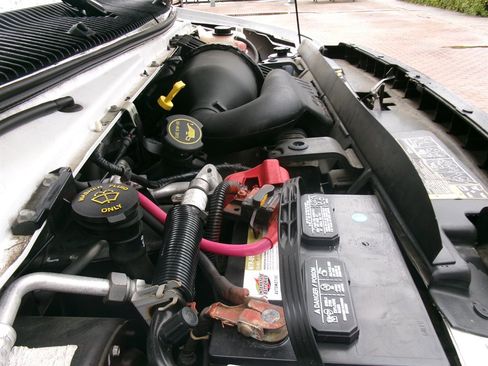 Used 2017 Ford E-350 and Econoline 350 Super Duty image 53