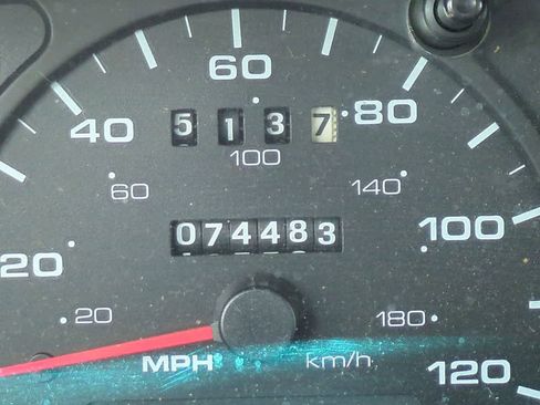Used 2002 Ford Taurus LX FWD image 20