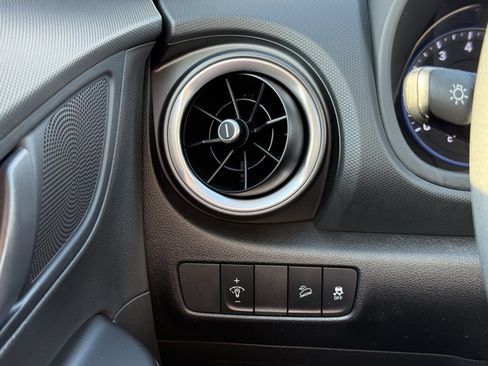 Used 2022 Hyundai Kona SEL image 10