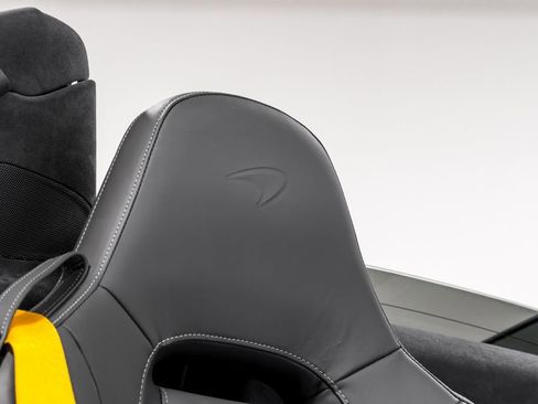 Used 2022 McLaren 720S Spider image 29