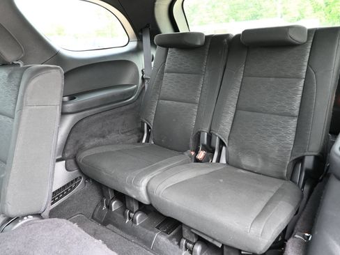 Used 2025 Dodge Durango GT RWD image 25