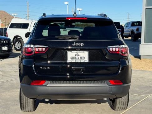 New 2026 Jeep Compass Latitude image 4