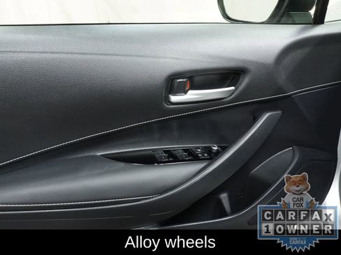 Used 2021 Toyota Corolla SE w/ SE Preferred Package image 16