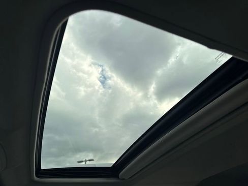 Used 2016 Toyota RAV4 XLE image 22