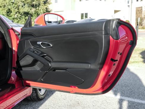 Used 2019 Porsche 718 Cayman image 37