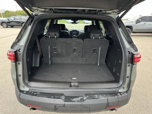Used 2023 Chevrolet Traverse LT AWD/4WD image 7