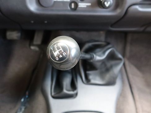 Used 1998 Dodge Dakota Sport AWD/4WD image 30