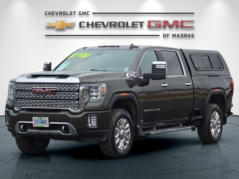 Used 2023 GMC Sierra 3500 Denali w/ Denali Ultimate Package image 7