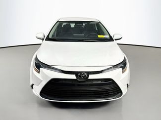 Used 2023 Toyota Corolla LE FWD video 2