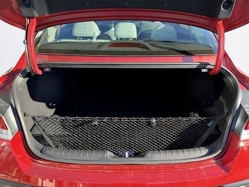 New 2026 Hyundai Elantra Limited image 10