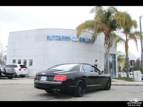 Used 2015 Bentley Flying Spur V8 image 4