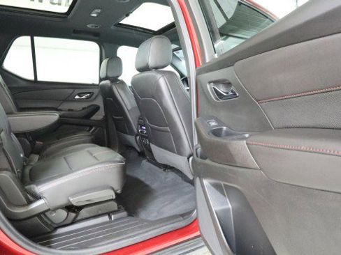 Used 2022 Chevrolet Traverse RS w/ LPO, Floor Liner Package AWD/4WD image 11