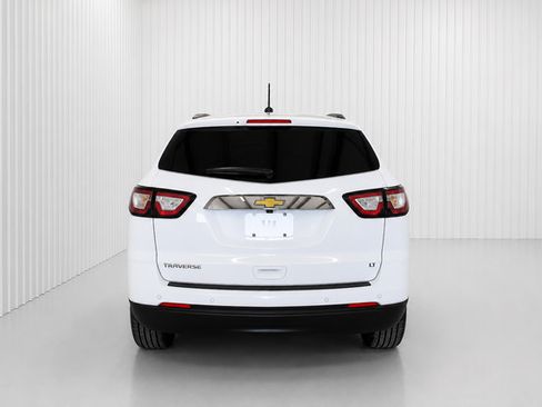 Used 2017 Chevrolet Traverse LT FWD image 5