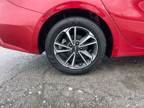 Used 2024 Kia Forte LXS image 11