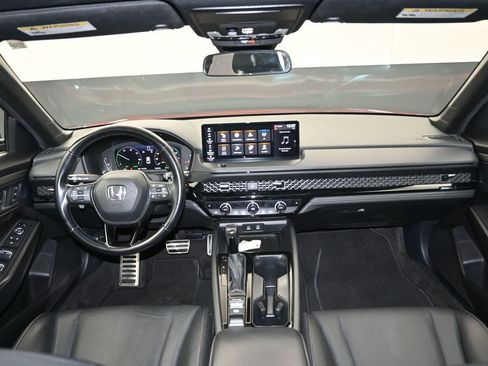 Used 2023 Honda Accord Sport image 14