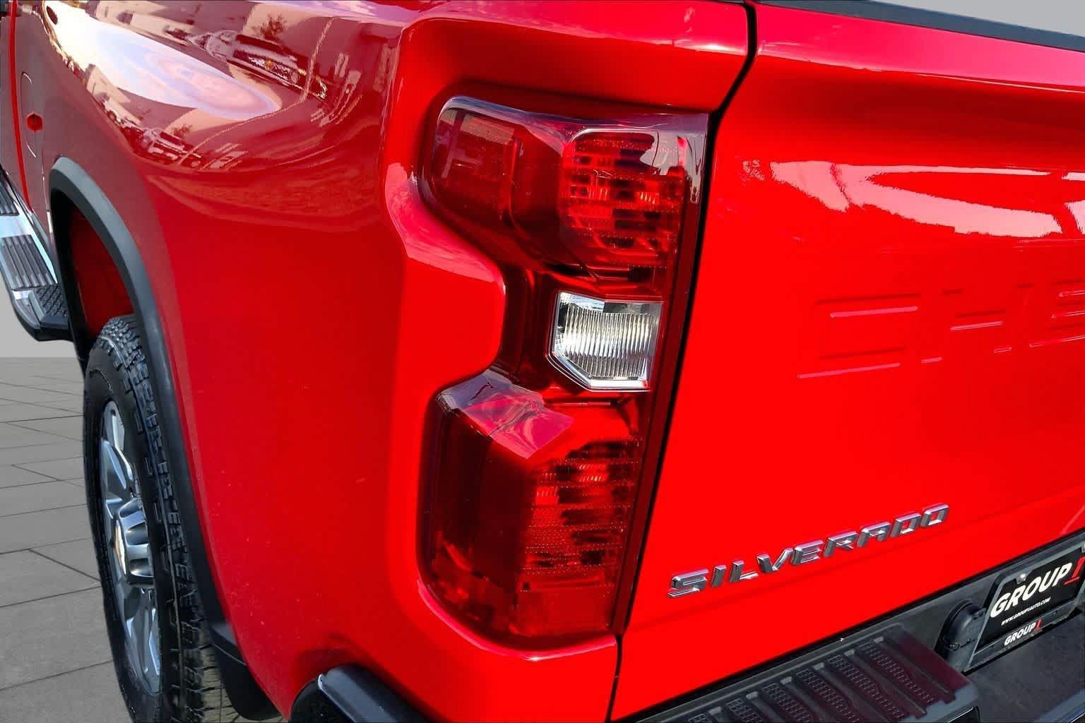 Certified 2024 Chevrolet Silverado 2500 Custom w/ Custom Value Package AWD/4WD image 28