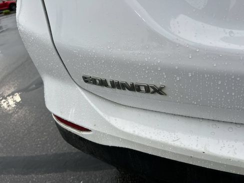 Used 2024 Chevrolet Equinox LS AWD/4WD image 11