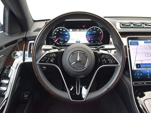 Used 2024 Mercedes-Benz S 500 4MATIC image 57