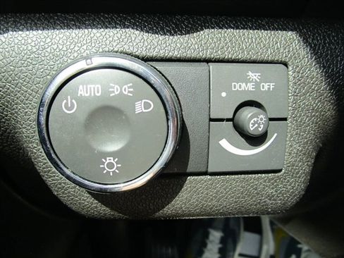 Used 2012 Chevrolet Traverse LT AWD/4WD image 25