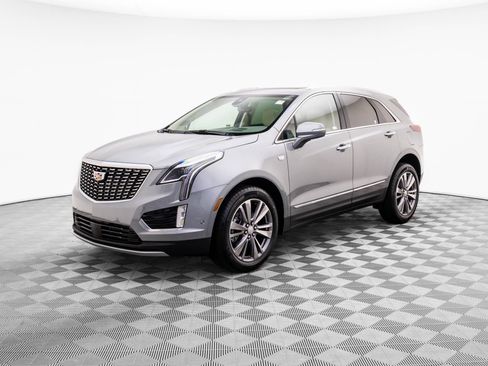 New 2026 Cadillac XT5 Premium Luxury w/ Driver Assist Package AWD/4WD image 3