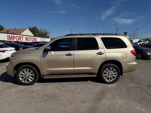 Used 2010 Toyota Sequoia Platinum image 5