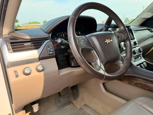 Used 2017 Chevrolet Tahoe LT AWD/4WD image 11