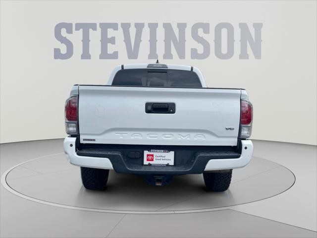 Certified 2021 Toyota Tacoma TRD Off-Road w/ Technology Package AWD/4WD image 4