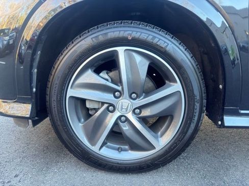 Used 2019 Honda HR-V Touring image 26