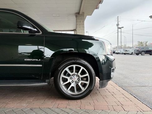 Used 2016 GMC Yukon XL Denali w/ Open Road Package image 12