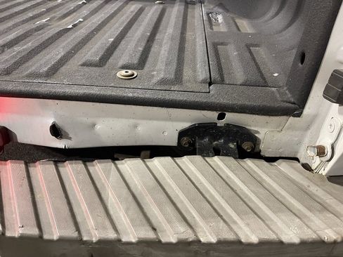 Used 2011 Ford F350 King Ranch w/ FX4 Off Road Pkg image 42