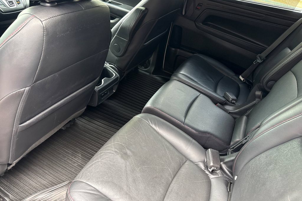 Used 2023 Honda Odyssey Sport image 7