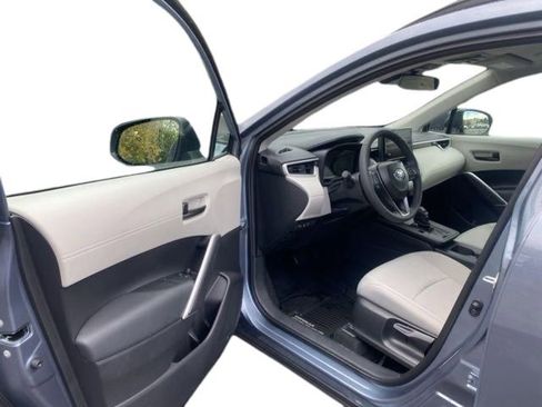 New 2026 Toyota Corolla Cross LE image 9