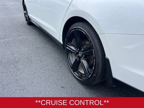 Used 2023 Honda Accord Sport image 9