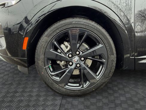 Used 2023 Buick Envision Essence w/ Sport Touring Package image 14